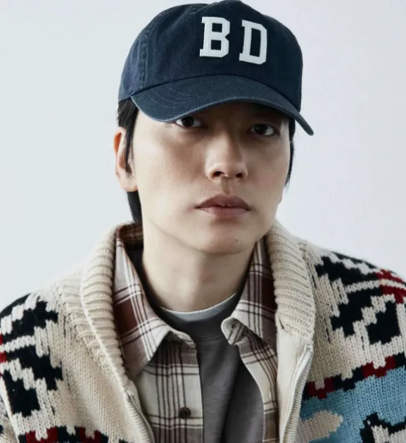버커루 이동휘 콜라보 5패널 팰트로고 캡모자 네이비